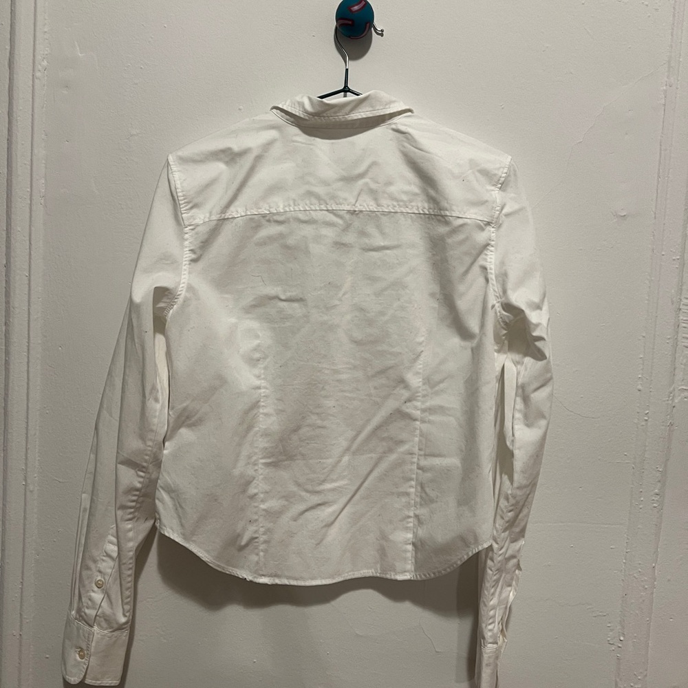 Gap Cropped White Button Down Never Worn - image 2